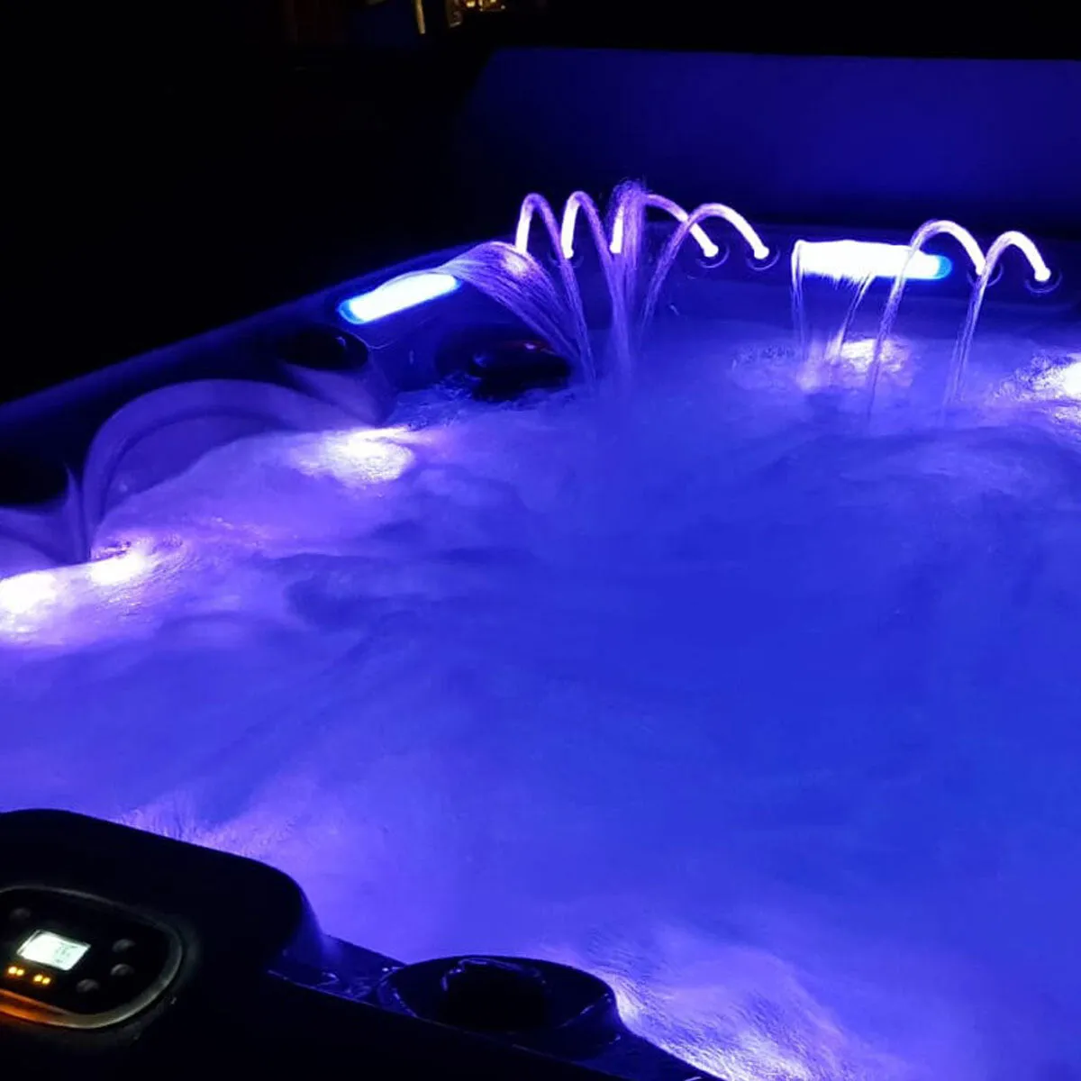 Blue Whale Spa Royal Beach 110-Jet 6 Person Hot Tub - Delivered and Installed